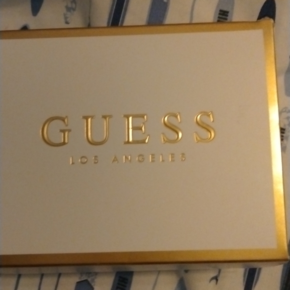 Guess wallet - Picture 4 of 4
